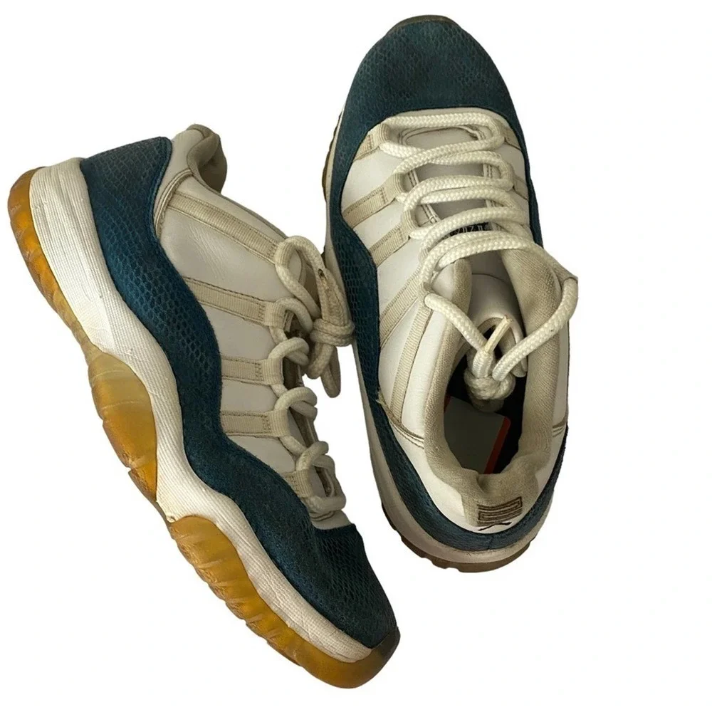 Nike Air Jordan 11 Low Snake skin Navy (2019) size 9 mens